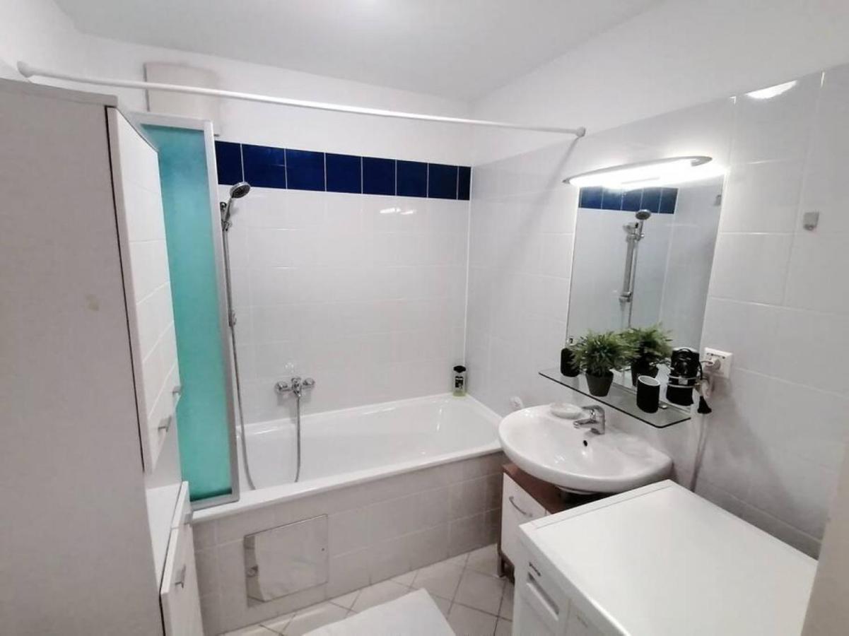 Nd Exquisites Wundervolles Ruhiges Terrassenapartment Mit Garage Viyana Dış mekan fotoğraf