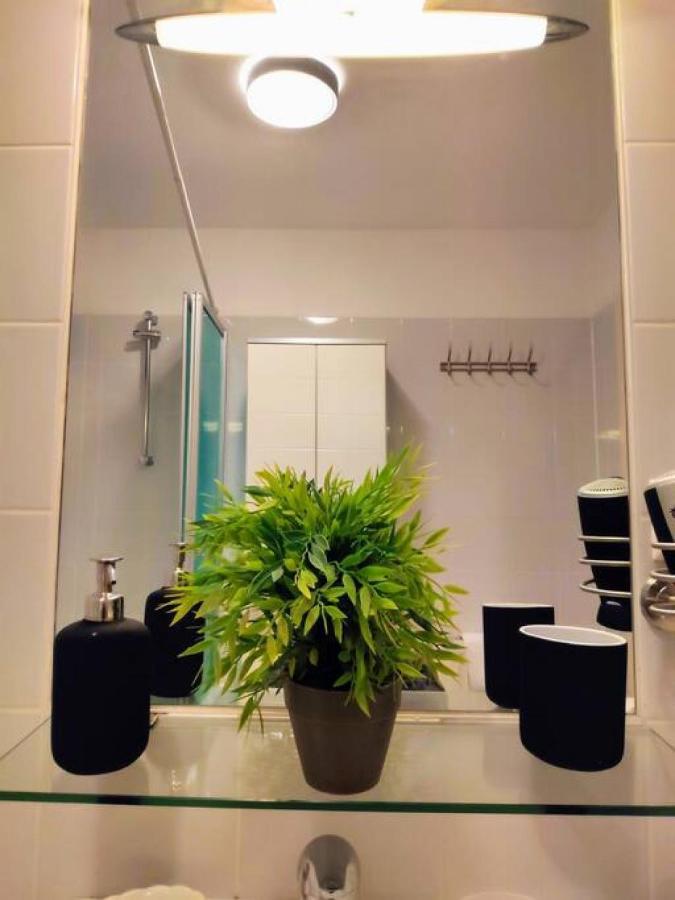 Nd Exquisites Wundervolles Ruhiges Terrassenapartment Mit Garage Viyana Dış mekan fotoğraf