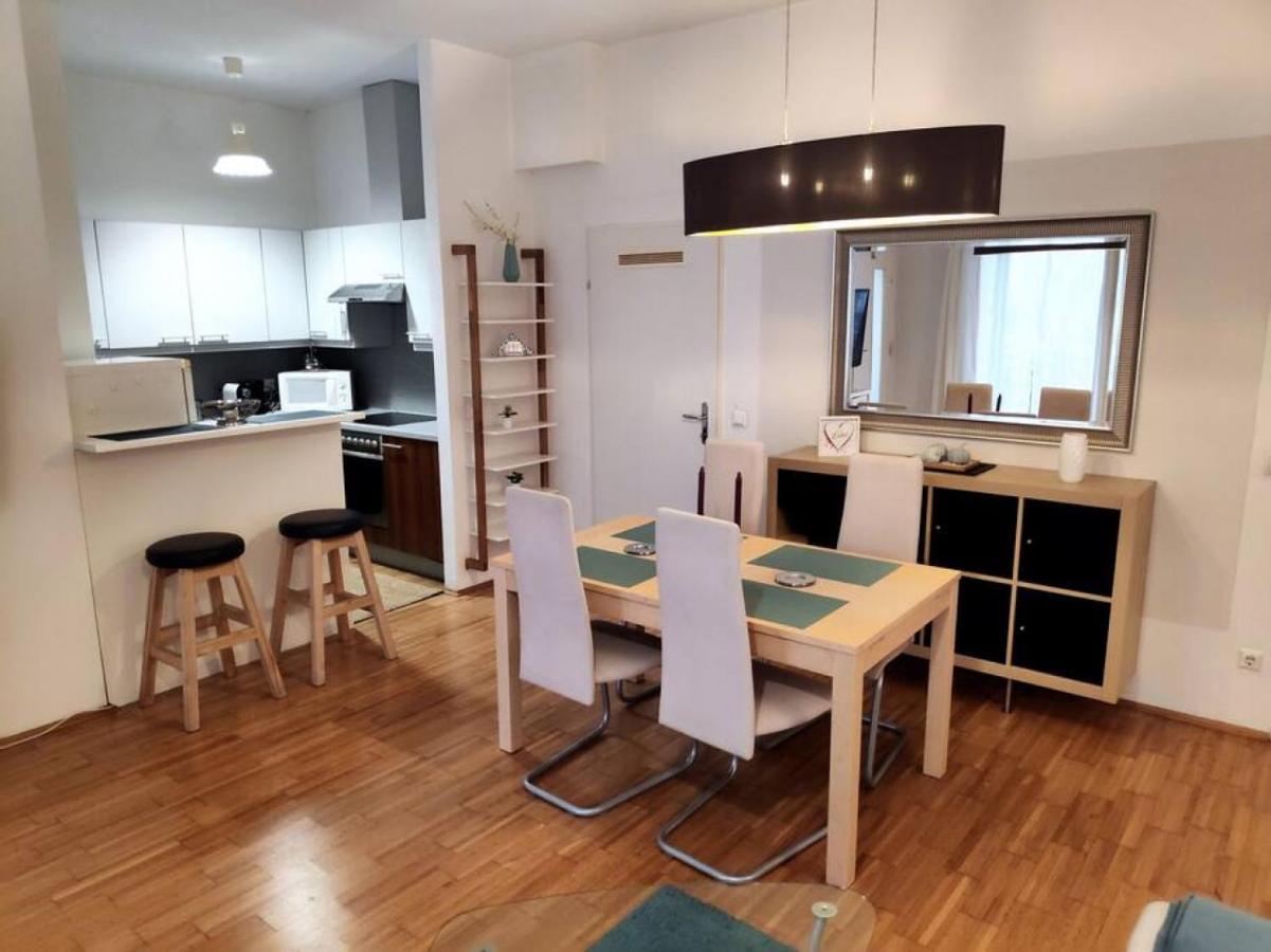 Nd Exquisites Wundervolles Ruhiges Terrassenapartment Mit Garage Viyana Dış mekan fotoğraf