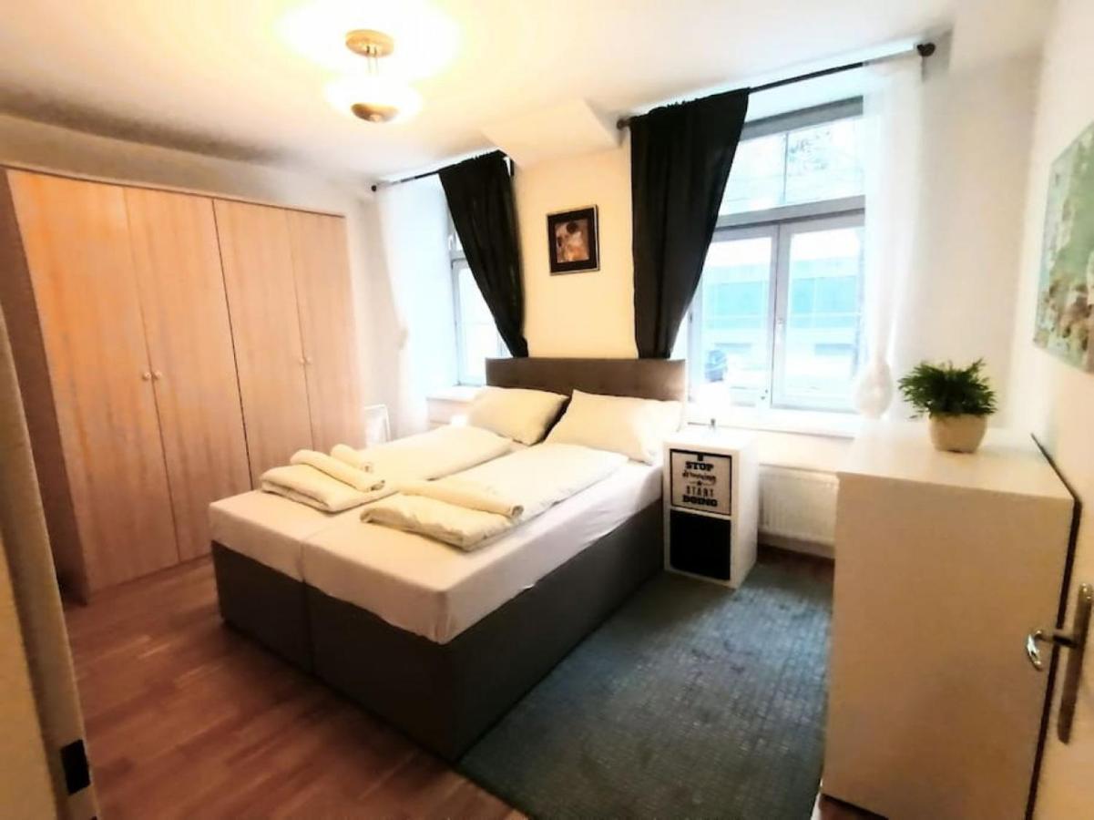 Nd Exquisites Wundervolles Ruhiges Terrassenapartment Mit Garage Viyana Dış mekan fotoğraf